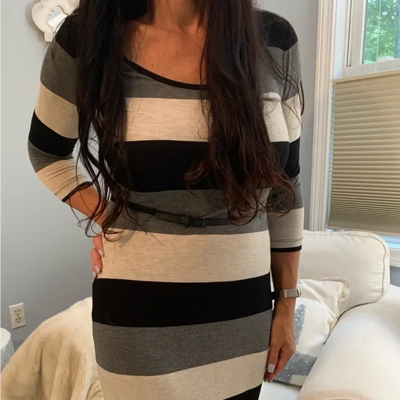 🖤 Calvin Klein Striped Maxi Dress - Picture 2 of 3